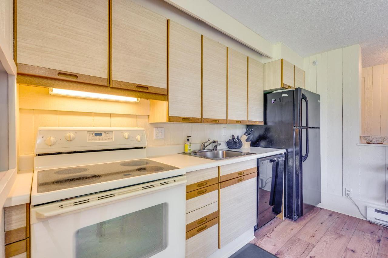 Ski-Inandski-Out Peru Condo With Fire Pit And Grill! 외부 사진